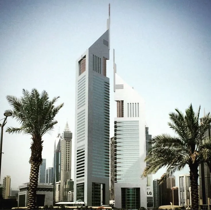 TOP 10 दुबई की सबसे बड़ी बिल्डिंग (DUBAI KI SABSE BADI BUILDING IN 2022)